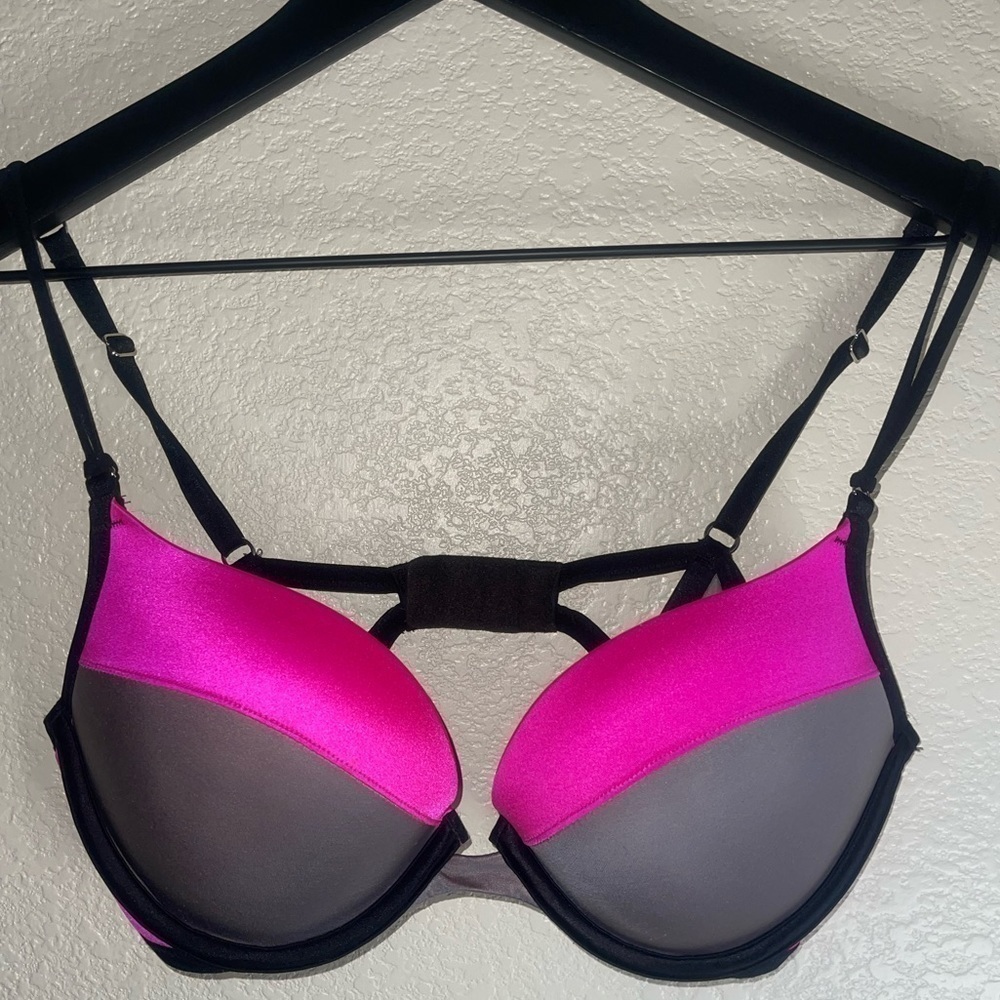 Victoria secret very sexy push up bra
